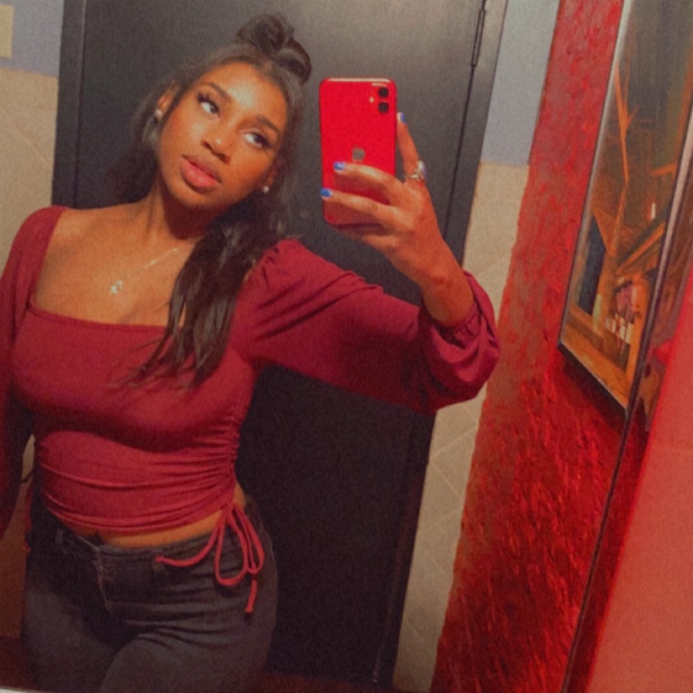 Meet your Posher, Mckenzie